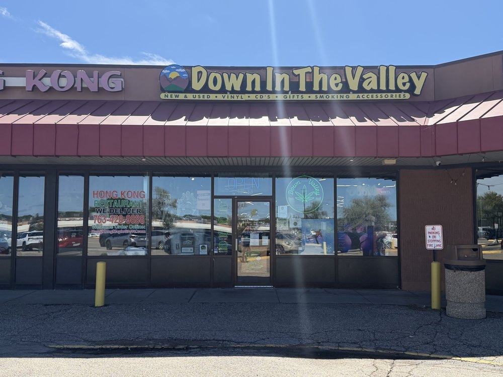 Down In The Valley Maple Grove drop-off entrance
